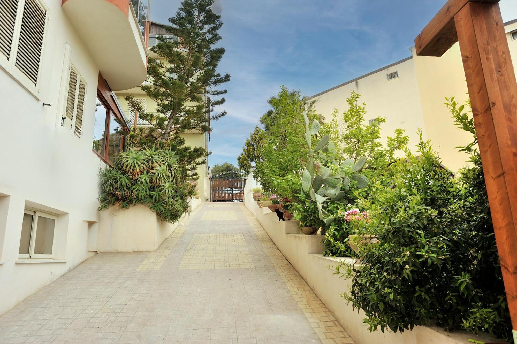 Elsa Cori Me Hotel Favara Luaran gambar
